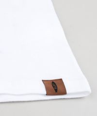 Camiseta-Infantil-com-Bolso-Estampado-de-Folhagem-Manga-Curta-Off-White-9929963-Off_White_4