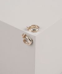 Brinco-Feminino-Folheado-de-Argola-Pequeno-com-Strass-Dourado-9883541-Dourado_2
