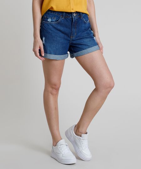 short jeans dobrado na cintura