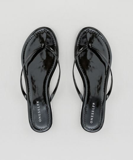 Chinelo-em-Verniz-Preto-8641096-Preto_1