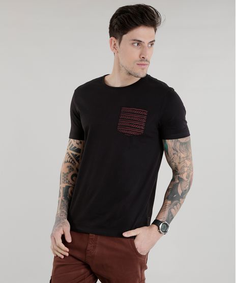 Camiseta-com-Bolso-Estampado-Preta-8602995-Preto_1