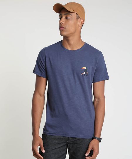Camiseta-Masculina-com-Bordado-de-Tucano-Manga-Curta-Gola-Careca-Azul-Escuro-9893934-Azul_Escuro_1 Camiseta-Masculina-com-Bordado-de-Tucano-Manga-Curta-Gola-Careca-Azul-Escuro-9893934-Azul_Escuro_1