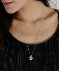 Colar-Longo-com-Pingente-Geometrico-Dourado-8632748-Dourado_2