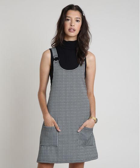 Salopete-Feminina-Estampada-Pied-de-Poule-com-Bolsos-e-Argolas-Preta-9890429-Preto_1