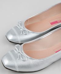 Sapatilha-Feminina-Moleca-Bico-Quadrado-Metalizada-com-Laco-Prateada-9849413-Prateada_3