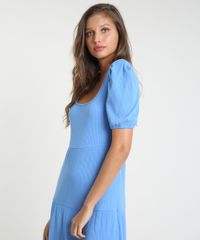 vestido canelado azul claro