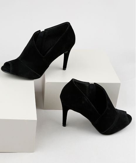 Open-Boot-Feminina-Via-Uno-Salto-Alto-Fino-em-Veludo-com-Vazados-Preta-9941521-Preto_1