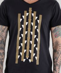 Camiseta-com-Estampa-de-Triangulos-Preta-8619499-Preto_4