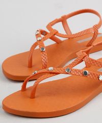 Rasteirinha-Feminina-Ipanema-Class-Wish-Spikes-Texturizada-com-Tachas-Laranja-9941676-Laranja_3