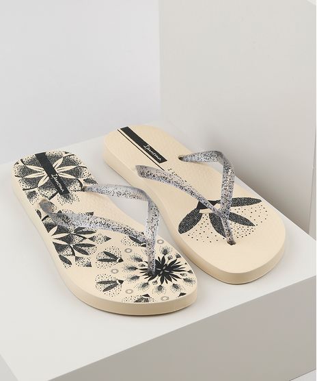 Chinelo-Feminino-Ipanema-Sem-Igual-Tattoo-Estampado-Floral-com-Glitter-Bege-Claro-9941685-Bege_Claro_1