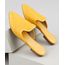 Mule-Feminino-Via-Uno-Bico-Fino-em-Suede--Amarelo-9920608-Amarelo_1