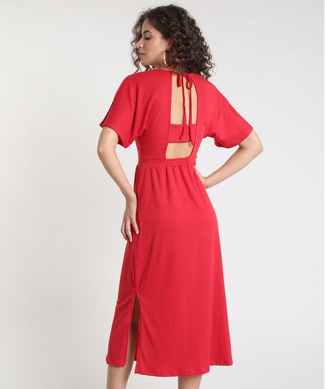 vestido vermelho com fenda lateral