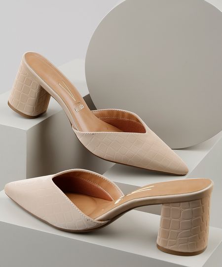 Mule-Feminino-Vizzano-Bico-Fino-Croco-com-Salto-Grosso-Bege-9943339-Bege_1 Mule-Feminino-Vizzano-Bico-Fino-Croco-com-Salto-Grosso-Bege-9943339-Bege_1