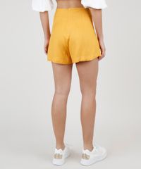 Short-Feminino-Cintura-Super-Alta-com-Pregas-e-Botoes-Mostarda-9920327-Mostarda_2
