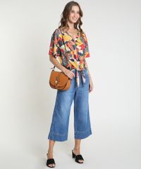 Blusa-Feminina-Ampla-Estampada-Floral-com-No-Manga-Curta-Decote-V-Multicor-9891762-Multicor_3