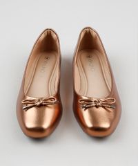 Sapatilha-Feminina-Via-Uno-Bico-Quadrado-Metalizada-com-Laco-Cobre-9944936-Cobre_5