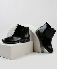 Bota-Feminina-Moleca-Cano-Curto-Bico-Redondo-em-Verniz-Preta-9936670-Preto_1