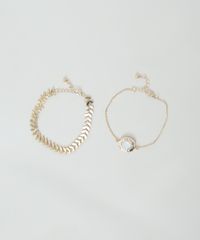 Kit-de-2-Pulseiras-Femininas-com-Meia-Lua-e-Medalha-Dourado-9860325-Dourado_4 Kit-de-2-Pulseiras-Femininas-com-Meia-Lua-e-Medalha-Dourado-9860325-Dourado_4