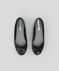 Sapatilha-Moleca-em-Verniz-com-Laco-Preta-8669550-Preto_4