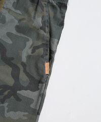 Bermuda-de-Sarja-Infantil-Estampada-Camuflada-com-Bolsos-Verde-Escuro-9943492-Verde_Escuro_4
