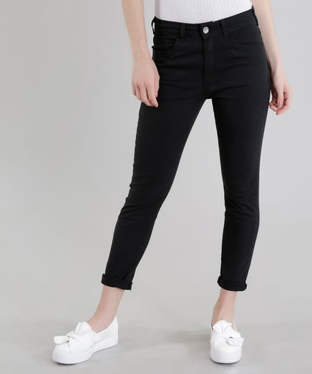 calça e cropped preto