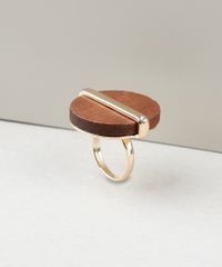 Anel-Feminino-Redondo-com-Madeira-Dourado-9860349-Dourado_2