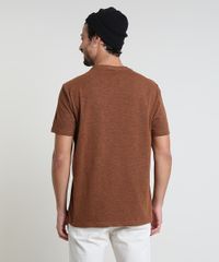 Camiseta-Masculina-com-Bolso-Manga-Curta-Gola-Careca-Marrom-9942905-Marrom_2