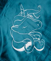 Blusao-Infantil-Unicornio-em-Plush-com-Capuz-e-Bolsos-Azul-9797557-Azul_5