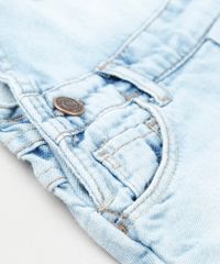 Jardineira-Short-Saia-Jeans-Infantil-com-Bolsos-e-Barra-Desfiada-Azul-Claro-9894190-Azul_Claro_5
