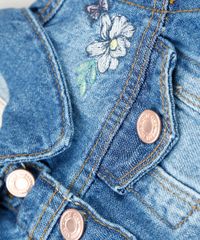 Jaqueta-Jeans-Infantil-com-Bordado-Floral-e-Bolsos-Azul-Medio-9894188-Azul_Medio_4