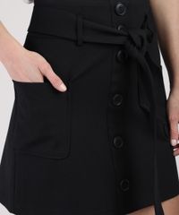 Saia-Feminina-Curta-com-Bolsos-e-Faixa-para-Amarrar-Preta-9862757-Preto_4