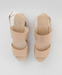 Sandalia-Flatform-em-Verniz-Nude-8685567-Nude_4
