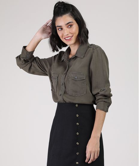Camisa-Feminina-com-Bolsos-Manga-Longa-Verde-Militar-9944908-Verde_Militar_1