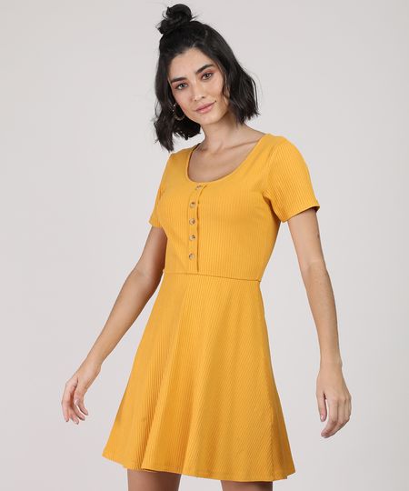 Vestido-Feminino-Curto-Canelado-com-Botoes-Manga-Curta-Mostarda-9920398-Mostarda_1