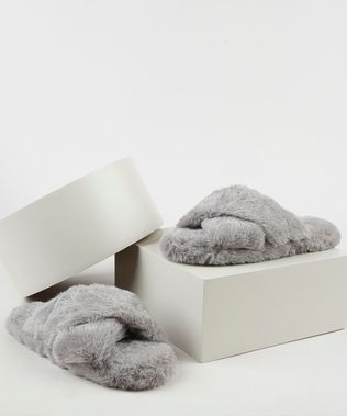 Pantufa-Chinelo-Feminina-em-Pelucia-Cinza-9860460-Cinza_1