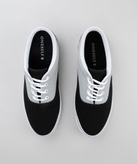 Tenis-com-Recortes-Preto-8474005-Preto_4