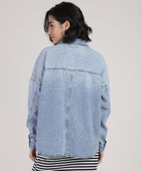 Jaqueta-Jeans-Feminina-com-Bolsos-e-Botoes-Azul-Claro-9946112-Azul_Claro_2
