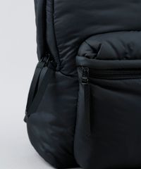 Mochila-Feminina-Media-com-Bolsos-em-Nylon-Preta-9845710-Preto_7
