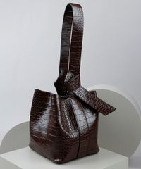 Bolsa-Feminina-Bucket-Grande-Croco-com-Alca-e-Laco-Marrom-Escuro-9845458-Marrom_Escuro_2