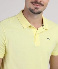 Polo-Masculina-Basica-Comfort-em-Piquet-Manga-Curta-Amarela-9668817-Amarelo_4