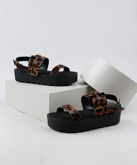 sandalia plataforma animal print