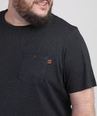 Camiseta-Masculina-Plus-Size-com-Bolso-Manga-Curta-Gola-Careca-Preta-9951573-Preto_4