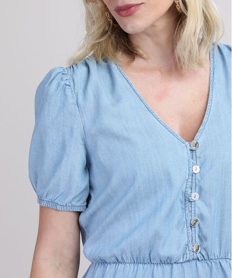 vestido azul claro com fenda