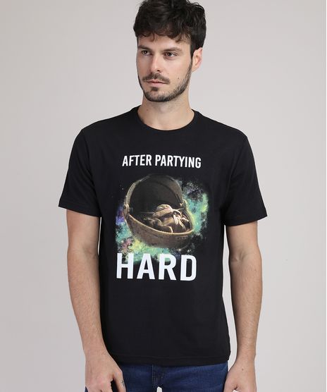 Camiseta-Masculina--Baby-Yoda-After-Partying-Hard--Manga-Curta-Gola-Careca-Preta-9946946-Preto_1