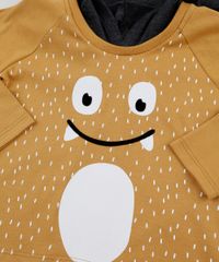 Camiseta-Infantil-Monstro-Manga-Longa-com-Capuz-Mostarda-9945032-Mostarda_5