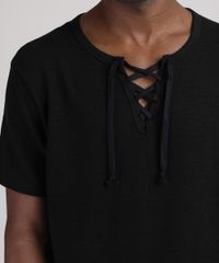 Camiseta-Masculina-Manga-Curta-Gola-V-com-Cordao-Preto-9942020-Preto_4