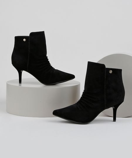 Bota-Feminina-Via-Uno-Bico-Fino-Cano-Curto-Salto-Fino-Preta-9954913-Preto_1 Bota-Feminina-Via-Uno-Bico-Fino-Cano-Curto-Salto-Fino-Preta-9954913-Preto_1