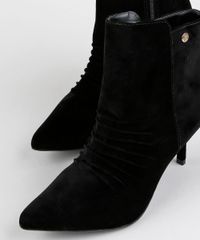 Bota-Feminina-Via-Uno-Bico-Fino-Cano-Curto-Salto-Fino-Preta-9954913-Preto_3
