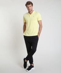 Polo-Masculina-Basica-em-Piquet-Comfort-com-Bordado-Manga-Curta-Amarelo-claro-9725321-Amarelo_Claro_3