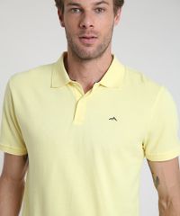 Polo-Masculina-Basica-em-Piquet-Comfort-com-Bordado-Manga-Curta-Amarelo-claro-9725321-Amarelo_Claro_4